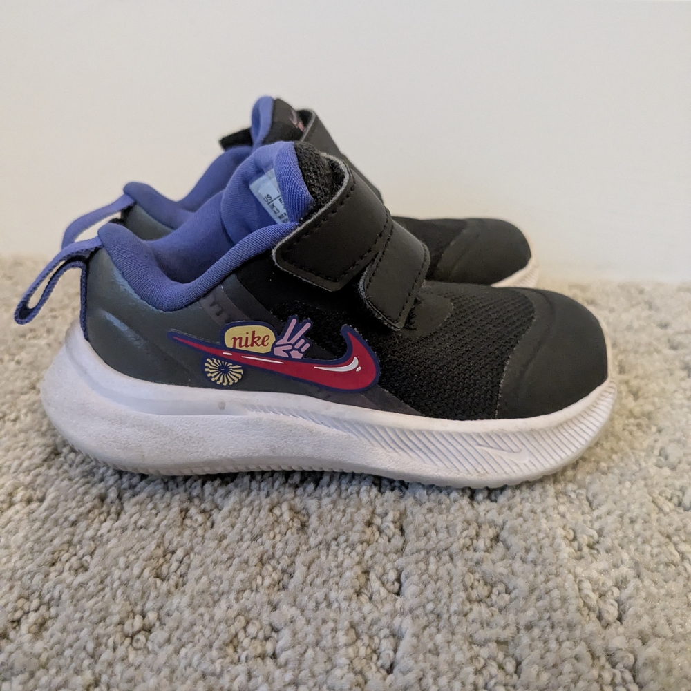 Nike Kids Black and Pink Sneakers